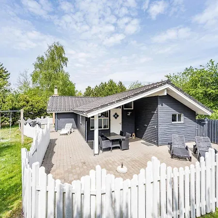 Holiday home Holiday Lv *